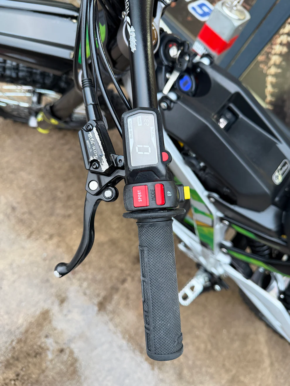 618E43A22596423ABC139AB536773358webp Uk SurRon Wheels